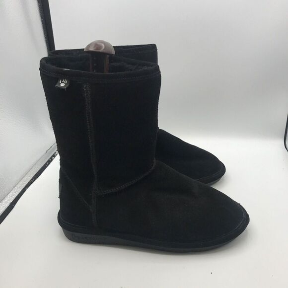 BEARPAW Shoes - Bearpaw Bianka Boots Size 9 Winter Snow Boots M – 608 W Shorts Suede Pull On